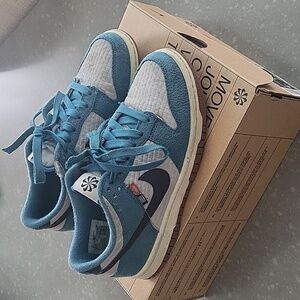 USED/WORN Nike Dunk GS